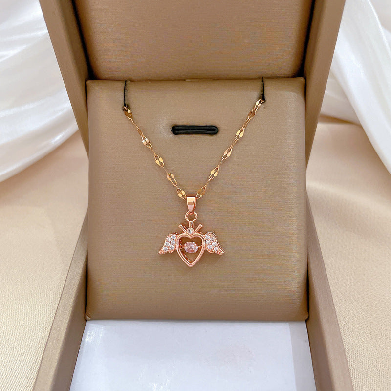 Elegante collana pendente a forma di ala d'angelo per donna, catena in acciaio inossidabile con accenti di strass, look lussuoso e leggero