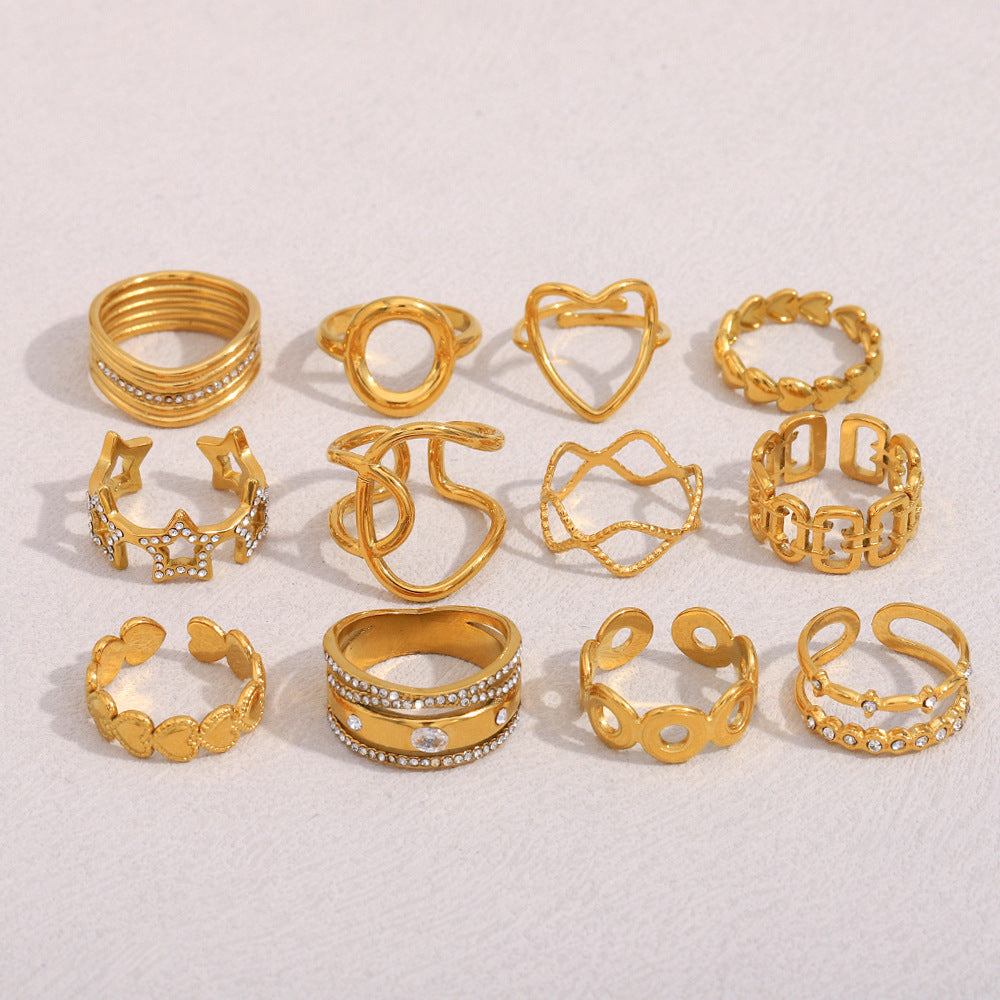 Fashionable Heart-Shaped Stainless Steel Ring with 18K Gold Plating, Hollow Star and Beaded Edge Design, Multi-Layer Zircon Accent, Office-Appropriate Minimalist Jewelry for Women
