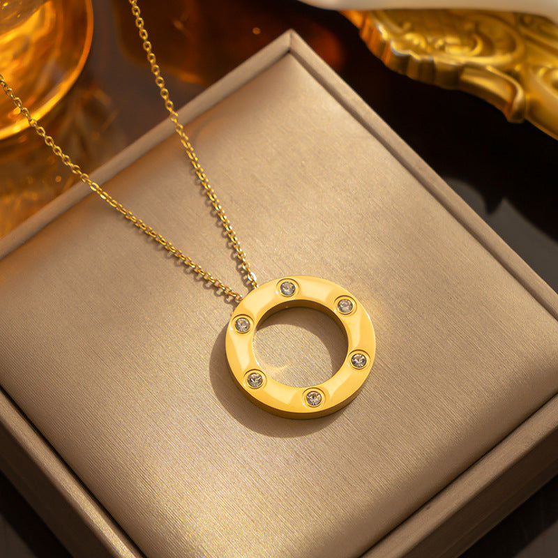 Minimalist Round Titanium Steel Pendant Necklace for Women with Rhinestone Inlay Snake Chain Elegant Clavicle Chain