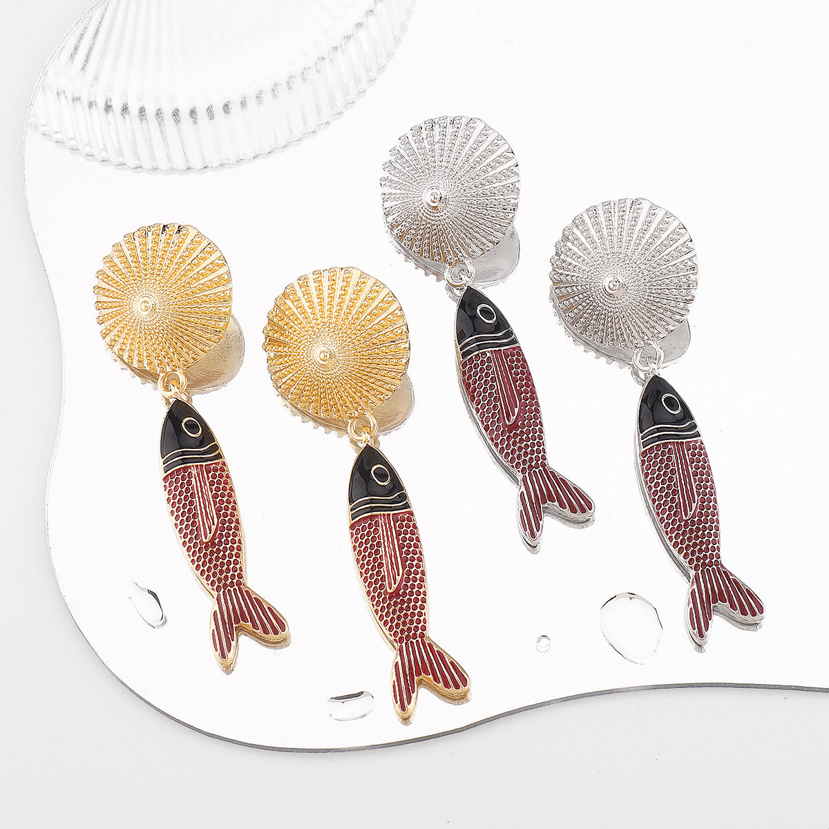 Minimalist Fish-Shaped Pendant Earrings in Zinc Alloy with Electroplated Finish for Women