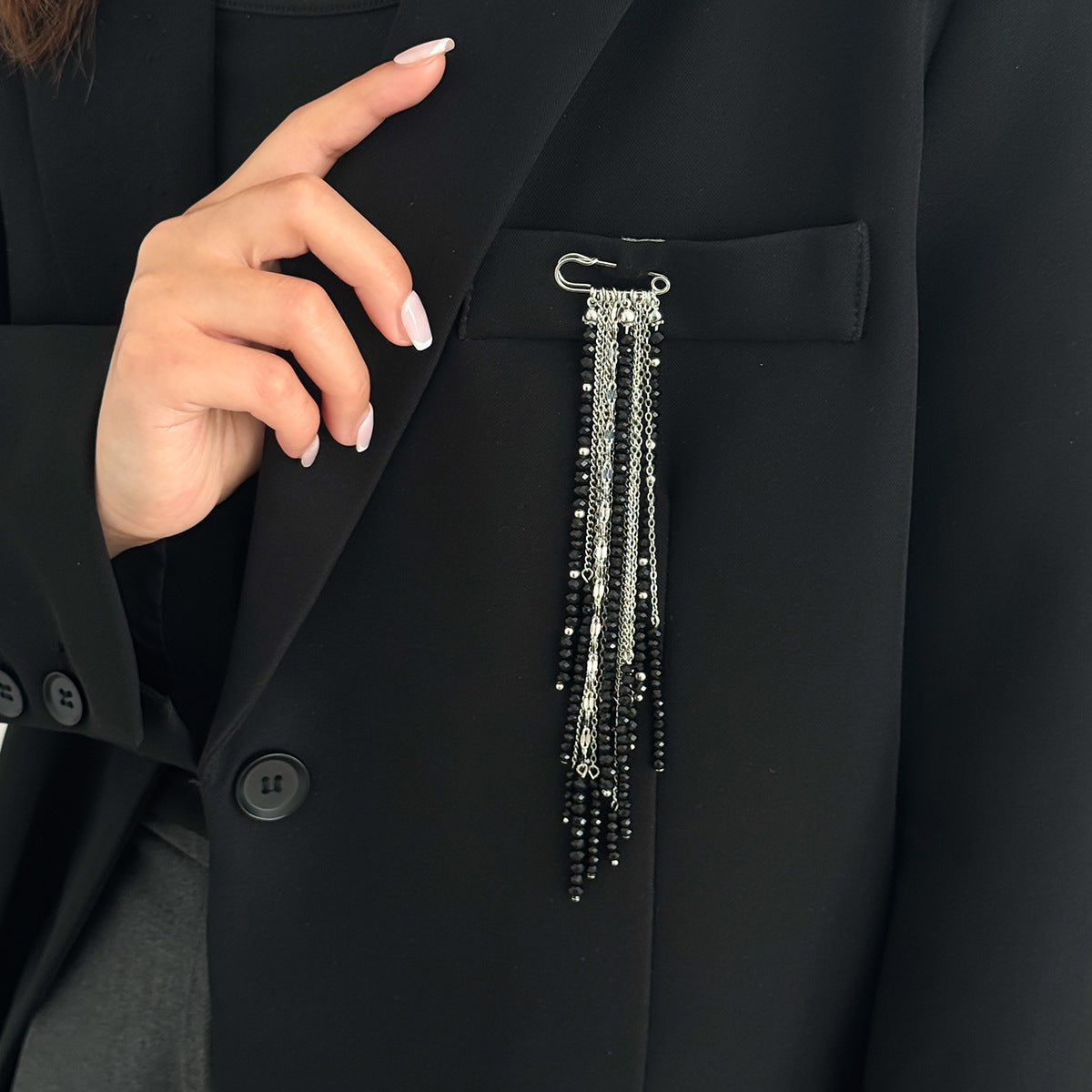 Minimalist Elegant Star Plated Iron Brooch with Tassel Chain for Women