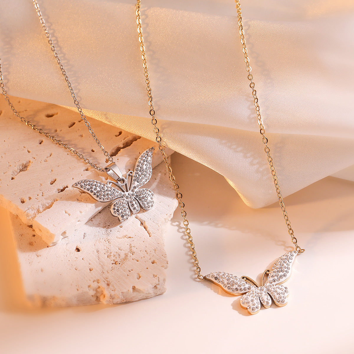 Minimalist Butterfly Pendant Necklace for Women Made of Titanium Steel with Zircon Inlay, Delicate Clavicle Chain