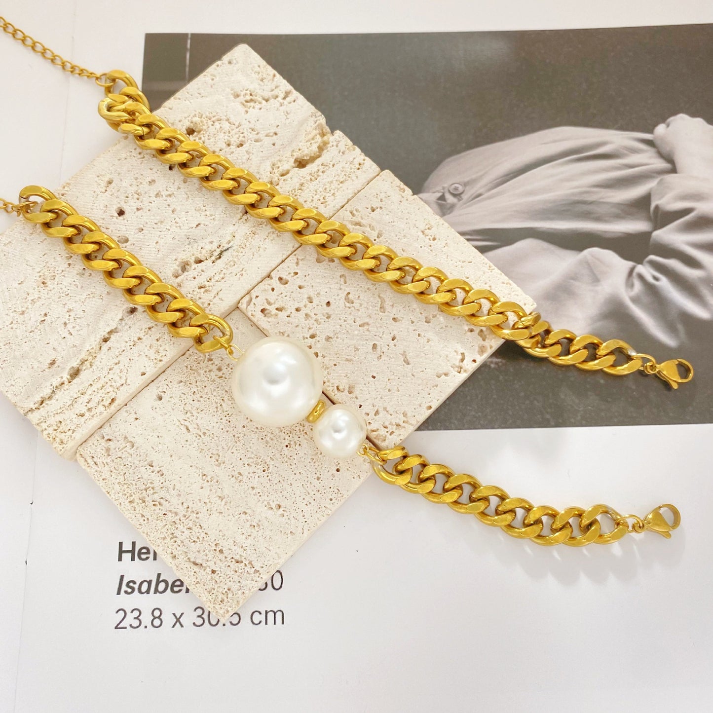 Sweet Streetwear Figaro Chain Titanium Steel Bracelet with Pearl Inlay