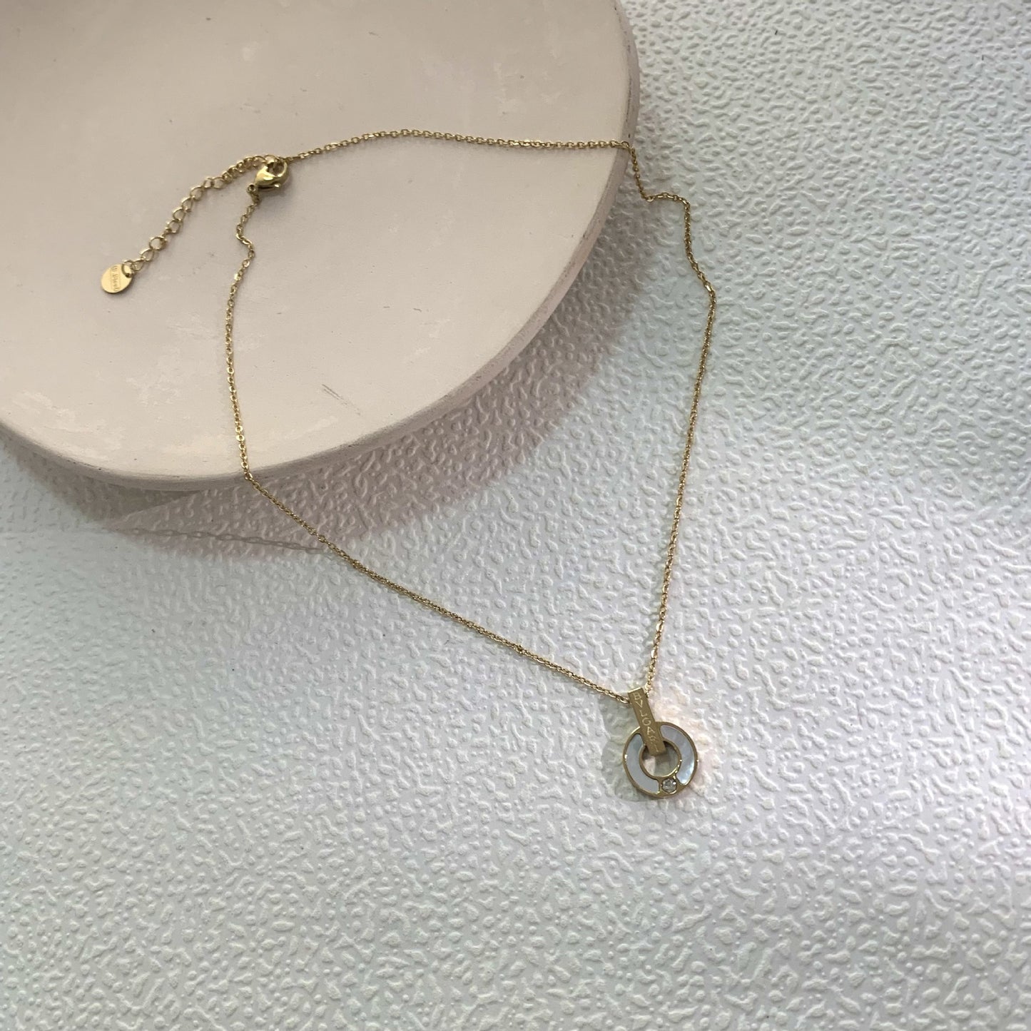 Minimalist Sporty Oval Round Geometric Titanium Steel Plated Necklace for Unisex