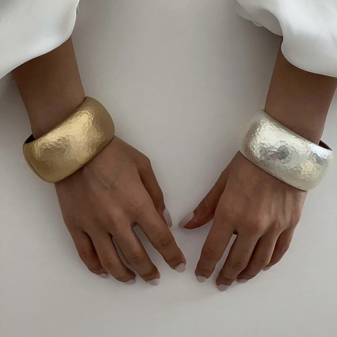 Bracciale da donna placcato in metallo con forme geometriche alla moda