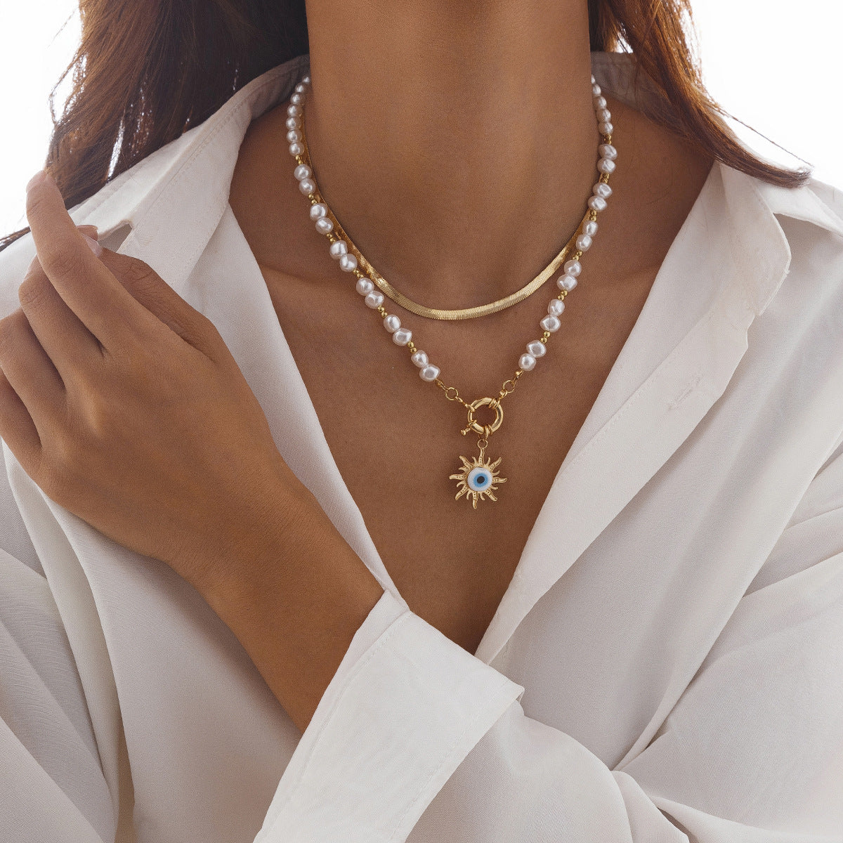 Vintage Ethnic Geometric Alloy Plated Sun Pendant Necklace for Women
