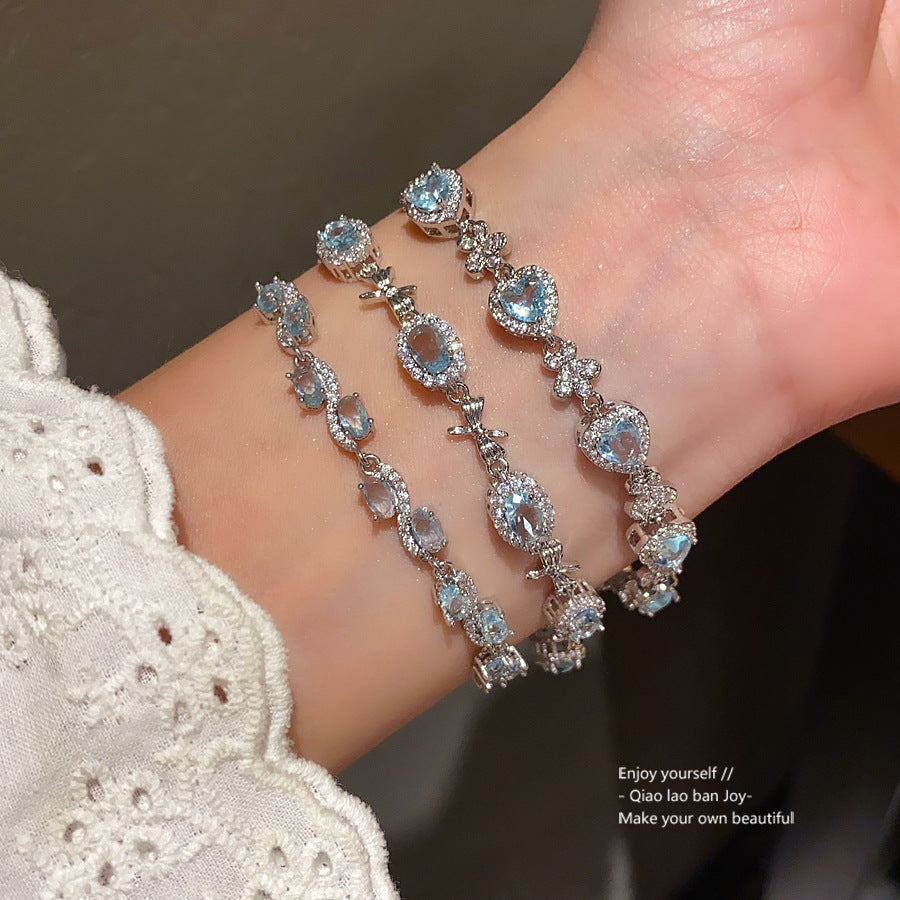 Elegant Luxury Heart Shape Cubic Zirconia Inlaid Brass Bracelet for Women