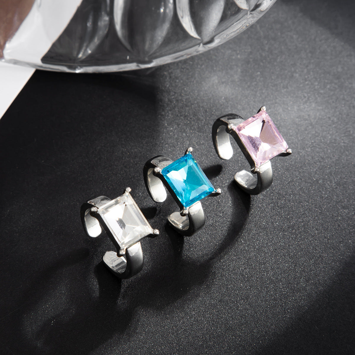 Minimalist Luxury Geometric Square Rhinestone Zinc Alloy Open Toe Ring for Women