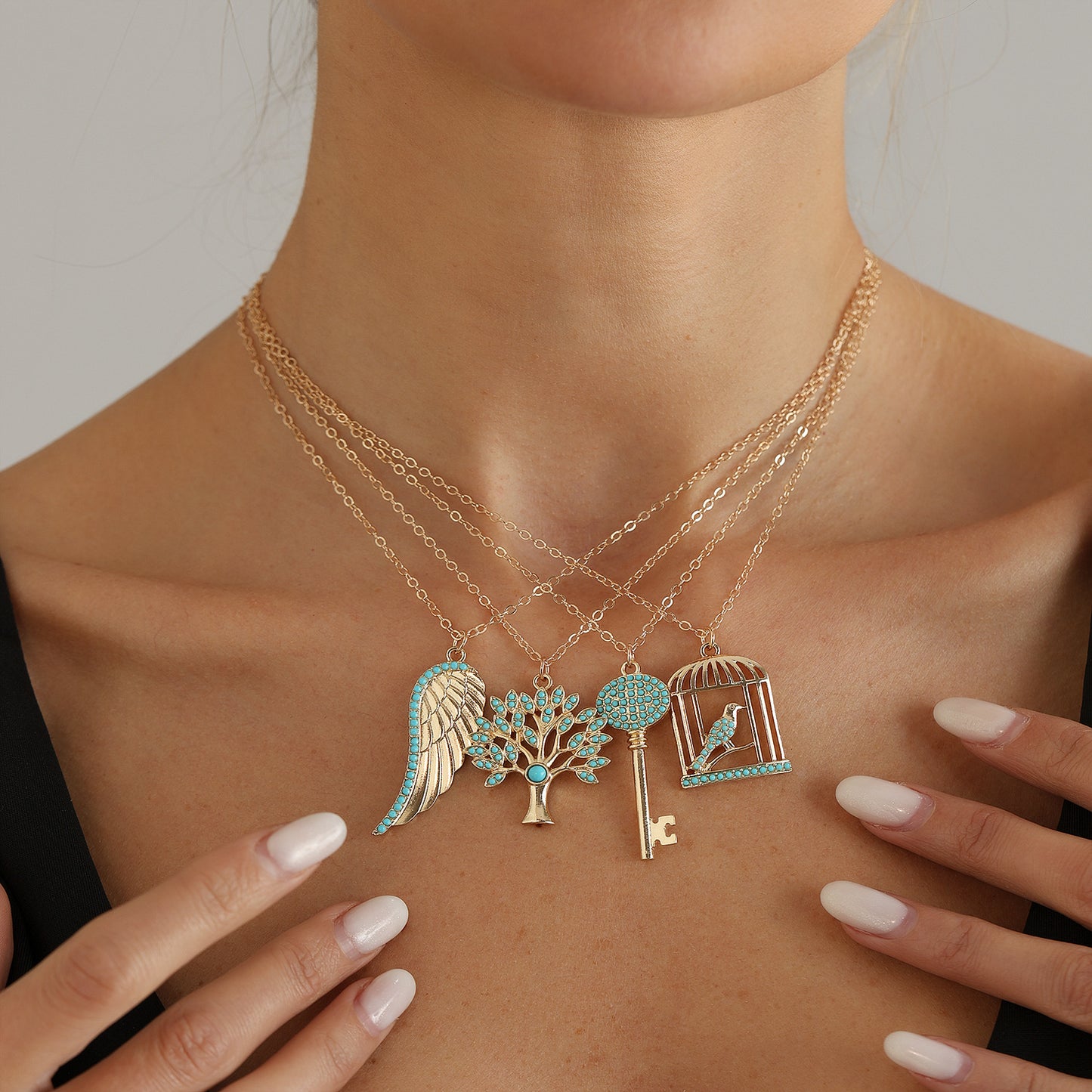 Vintage Geometric Tree of Life Alloy Necklace with Turquoise Inlay Plated Finish