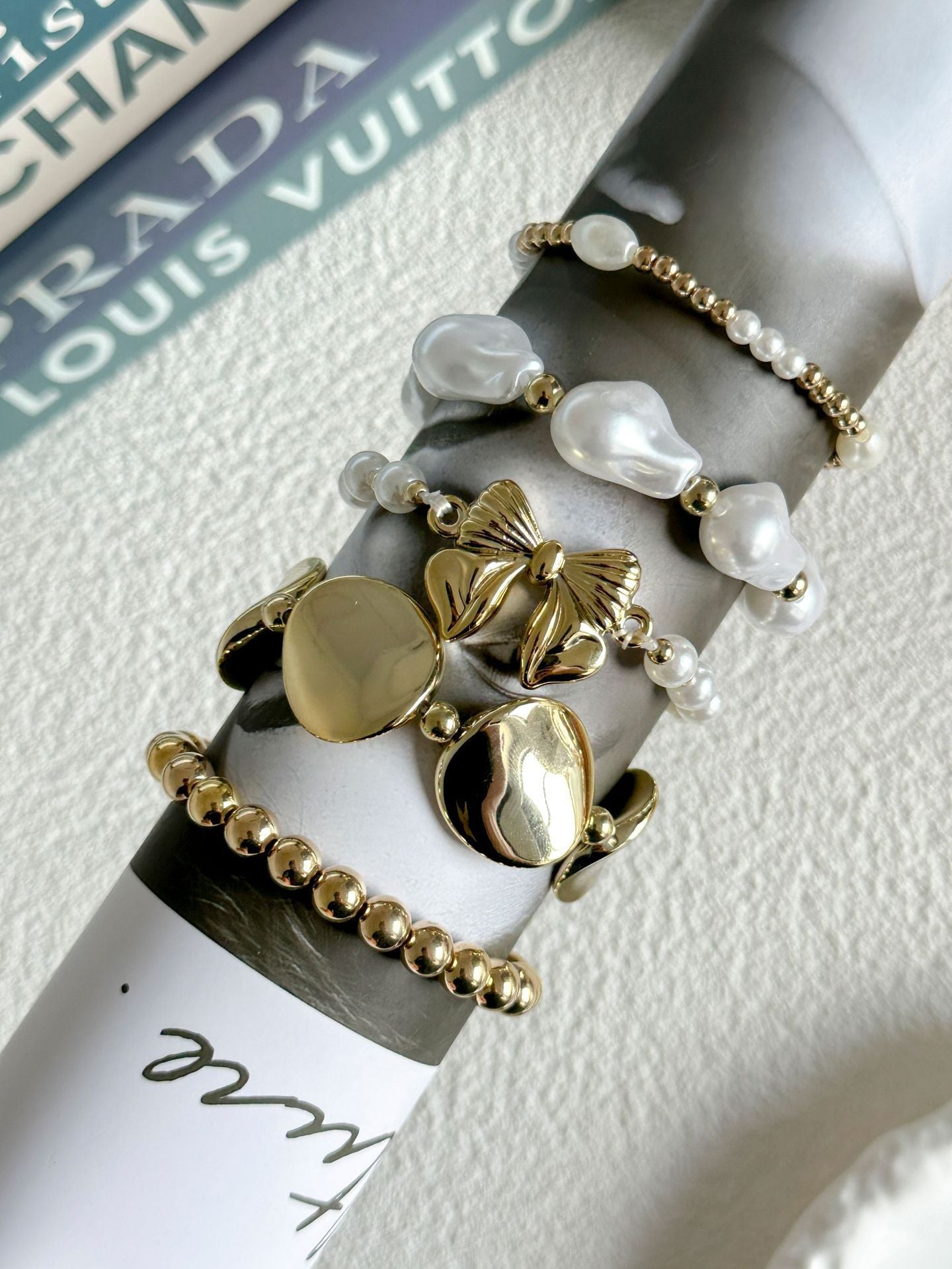 Casual Geometric Heart Bow Acrylic Beaded Bracelet Set with Pearl Elements