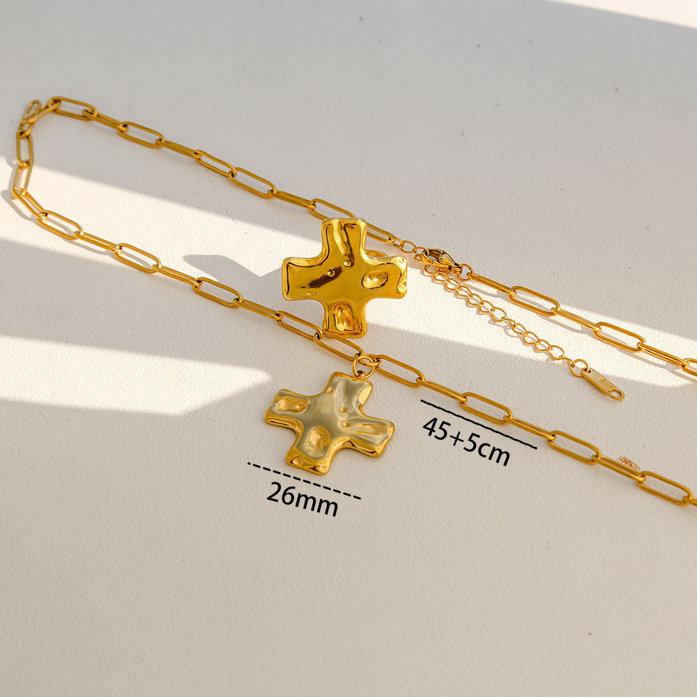 Conjunto de Collar con Colgante de Cruz Geométrica Minimalista en Acero de Titanio con Textura Martillada y Acabado Galvanizado para Mujer