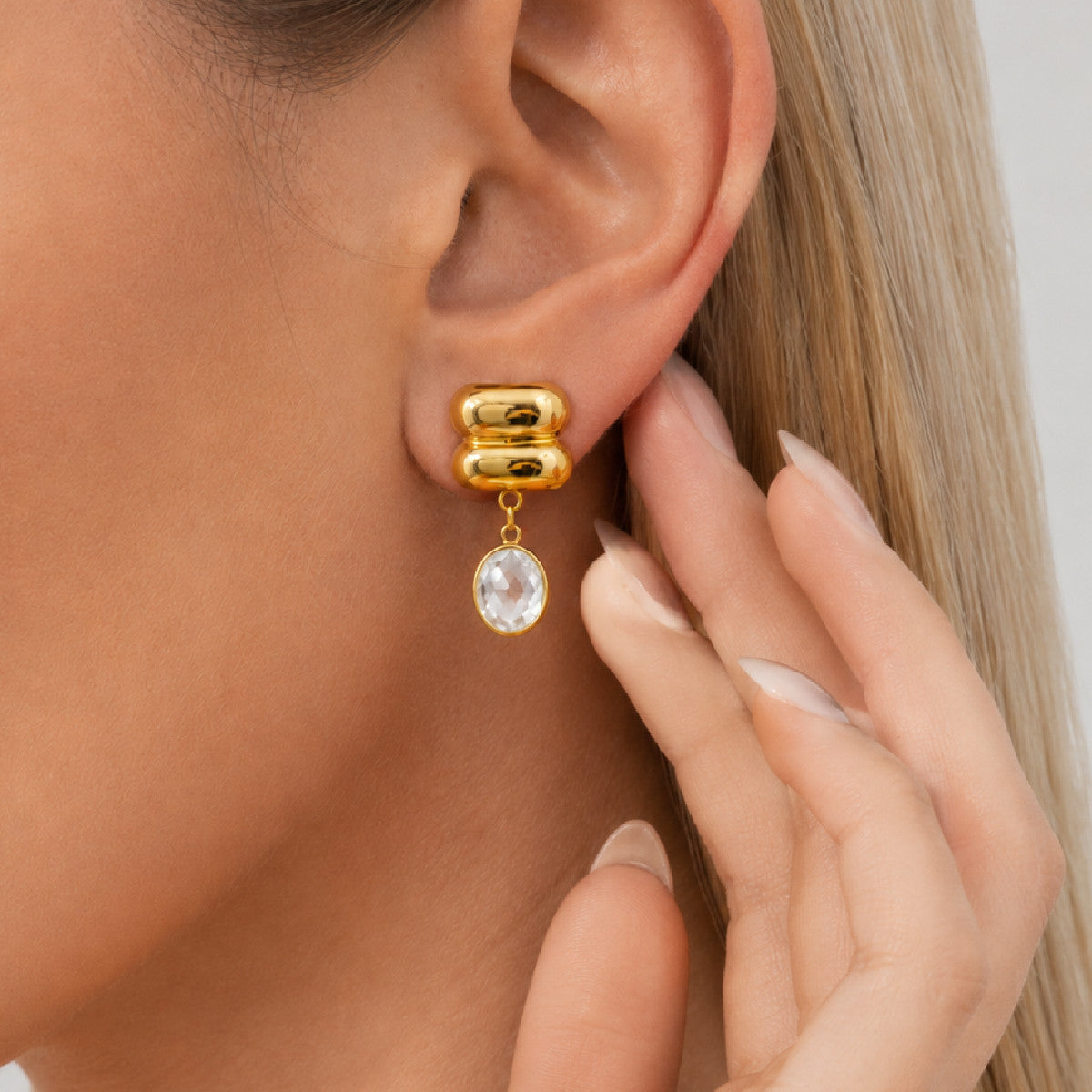 Minimalist Luxury Oval Geometric Rhinestone PVD Stainless Steel Earrings for Women