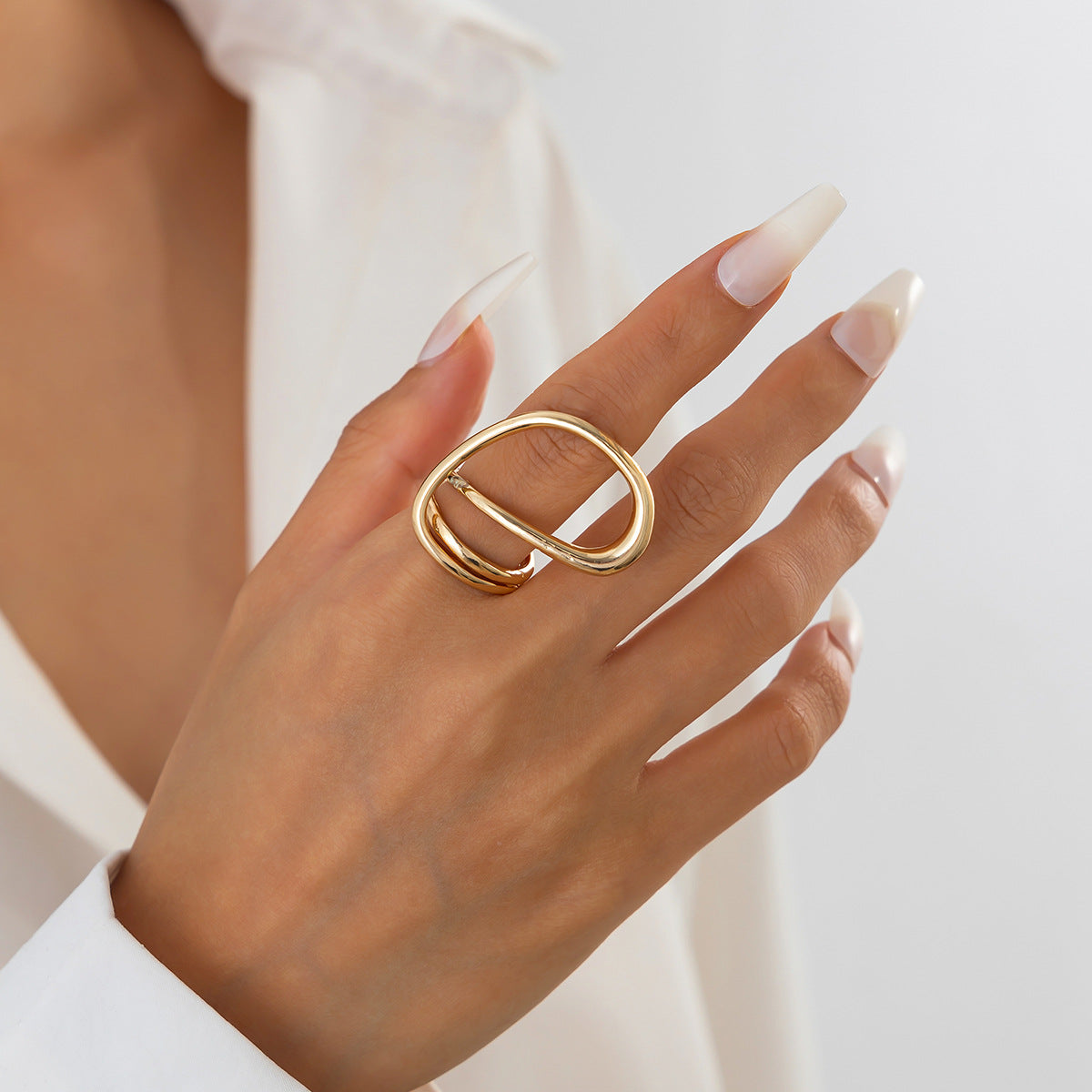 Minimalist Geometric Hollow Out Zinc Alloy Plated Ring for Women