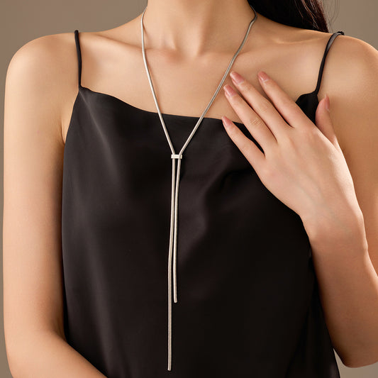 Minimalist Fashion-Forward Stainless Steel Snake Chain Pendant Necklace with Tassel Detail for Women