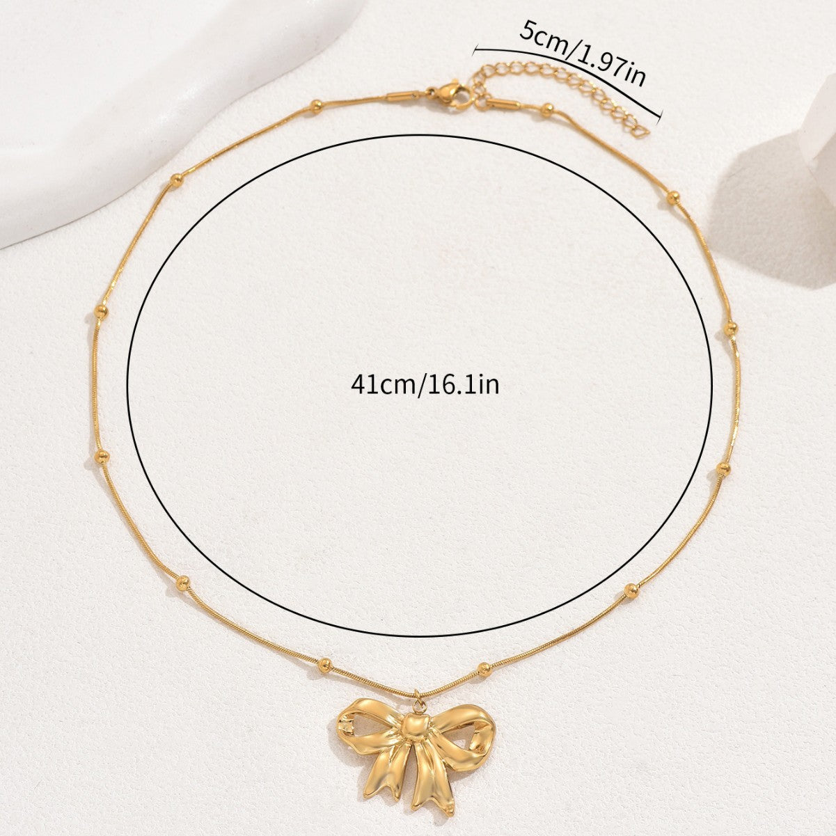 Collar de Cobre con Colgante en Forma de Lazo Elegante y Acabado Chapado para Mujer, Cadena de Clavícula Elegante con Estética Dulce y Minimalista