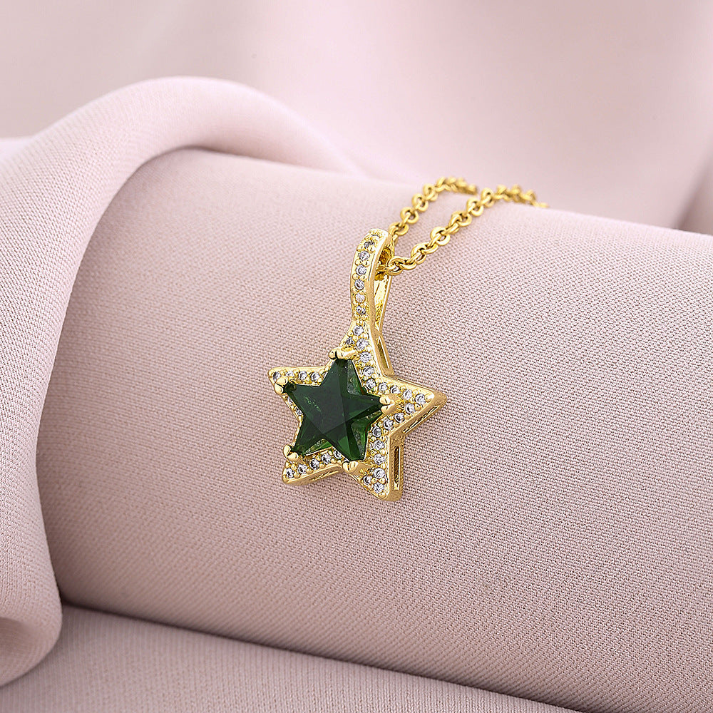 Elegante Collana Pendente Smeraldo Geometrico da Donna in Rame con Finitura Placcata, Collana a Catena Minimalista a Girocollo