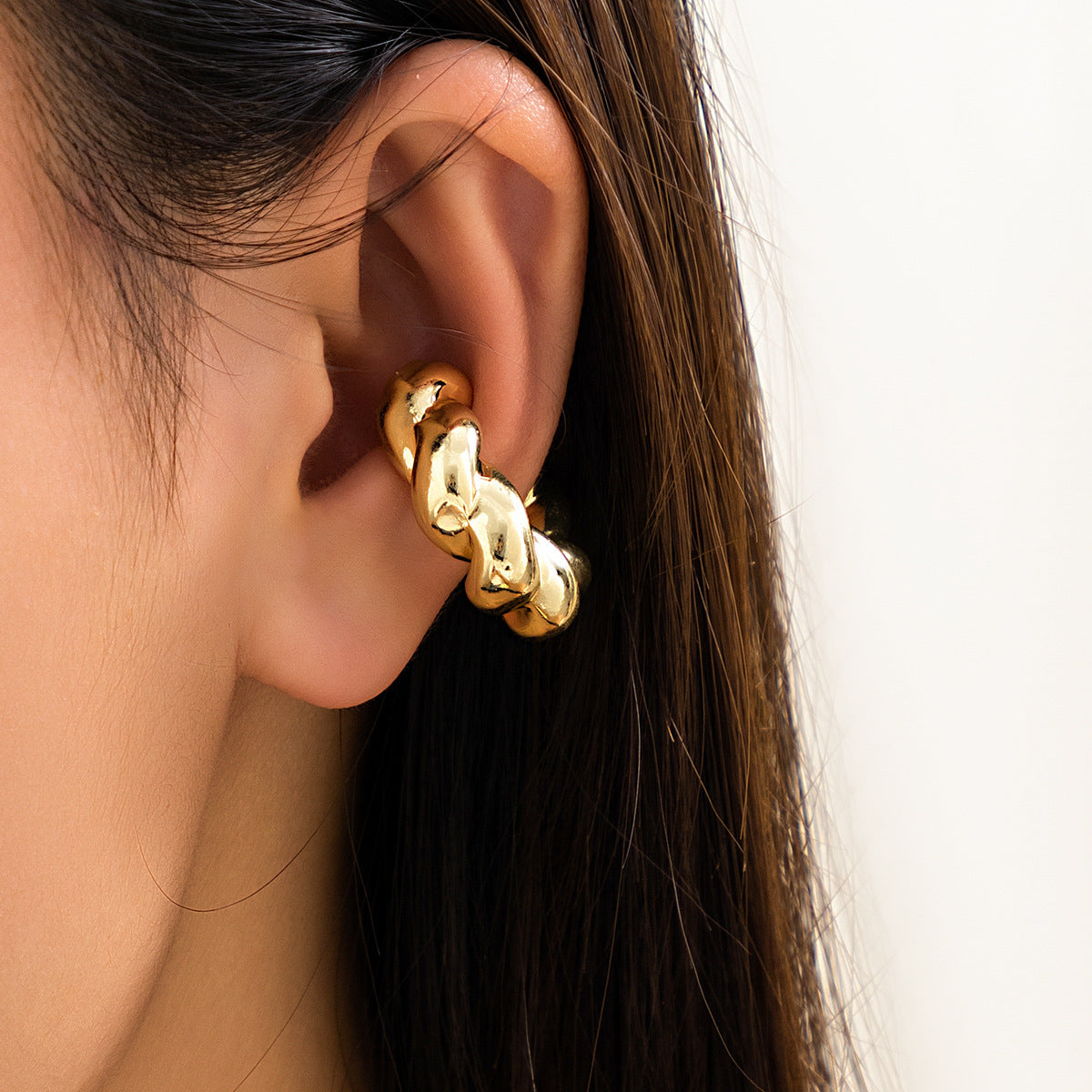 Sweet Striped Round Alloy Plated Ear Cuff for Women