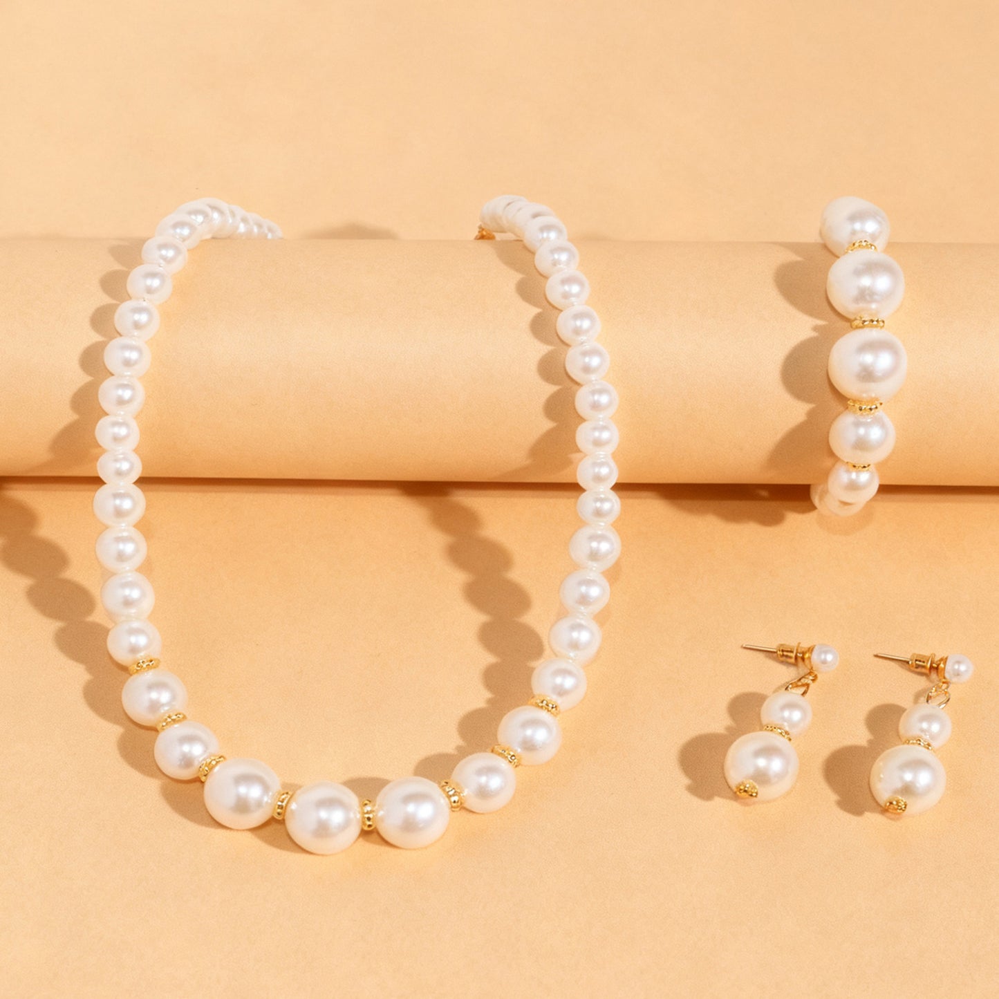 Dulce collar de perlas de estilo vintage para niñas con colgante geométrico en cadena de perlas para edades de 3 a 10+ años