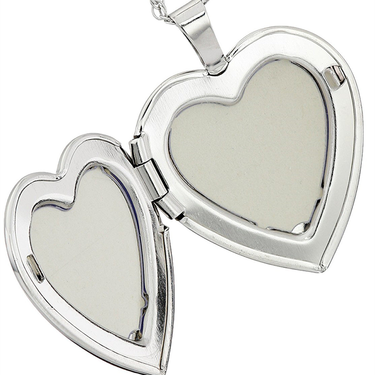 Natural and Fresh Heart-Shaped Stainless Steel Necklace with Titanium Steel Pendant and Polished Finish for Women