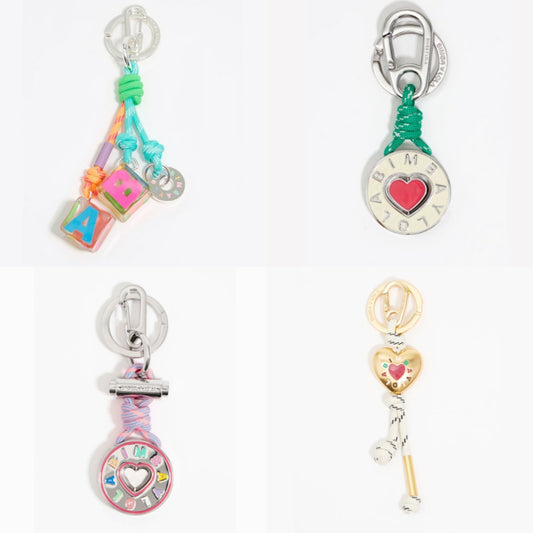 Minimalist Plated Alloy Letter Heart Round Keychain Charm Bar for Women