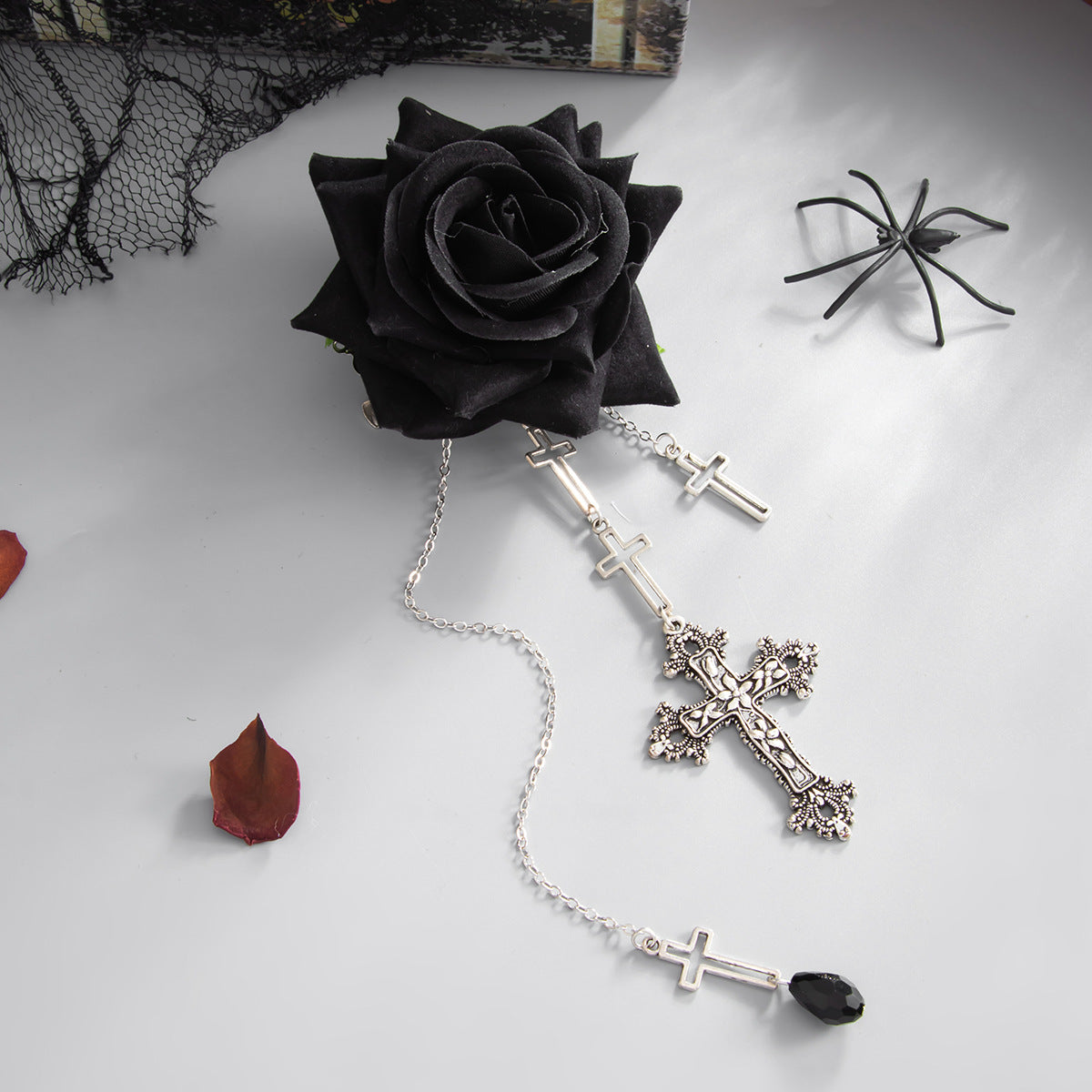 Sweet Punk Floral Cross Plated Iron Brooch for Women