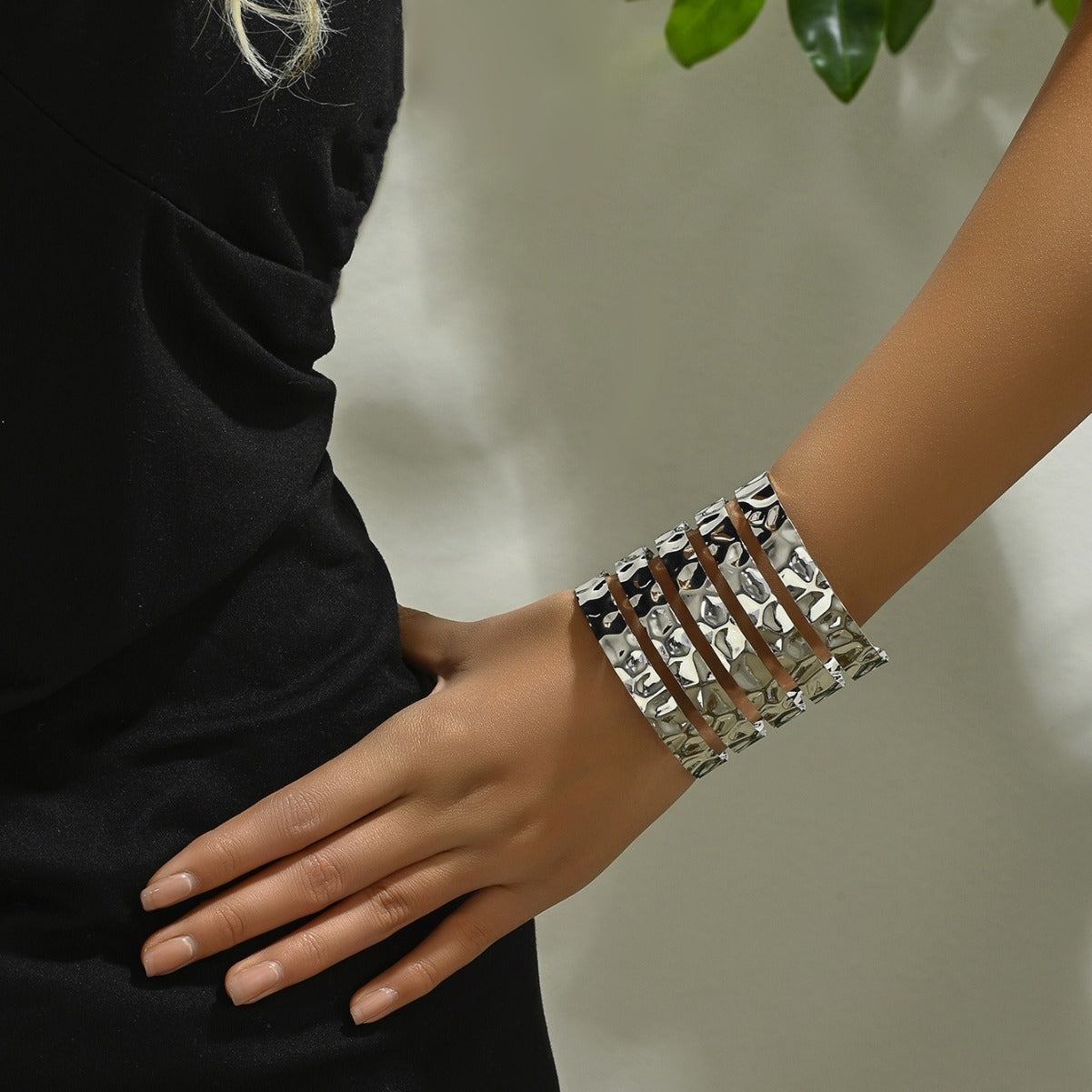 Minimalist Geometric C-Shaped Adjustable Bracelet for Women Made of Iron with Contemporary Fashion Design