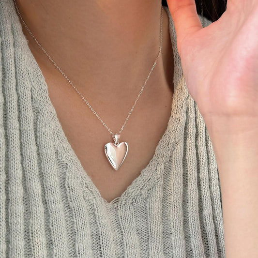 Collar minimalista de plata de ley 925 con forma de corazón, acabado chapado, diseño de cadena cruzada para mujer