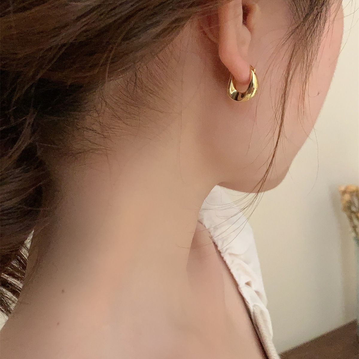 Minimalist Sweet Geometric Round Plated Brass Hoop Earrings for Women