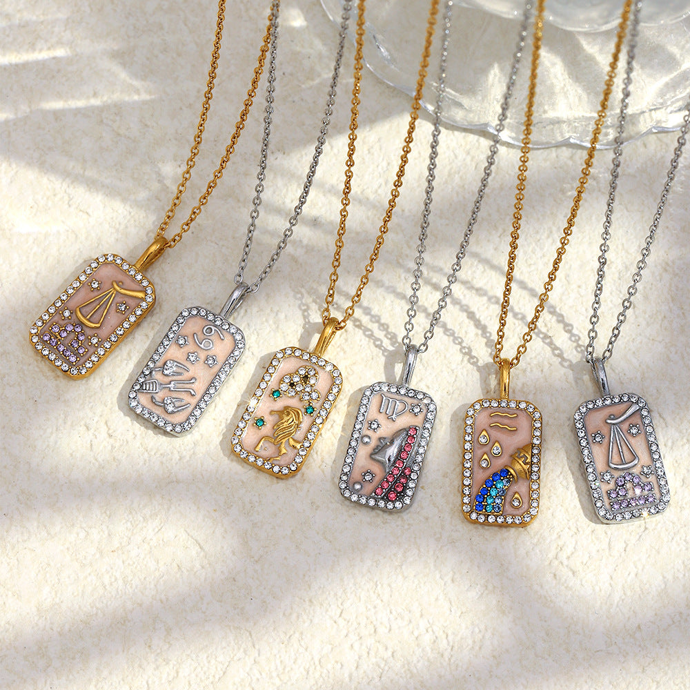 Collana con Pendente Minimalista Costellazione Zodiacale da Donna in Acciaio Inossidabile con Placcatura in Oro 18K e Intarsi in Smalto Dettagli in Strass Completi
