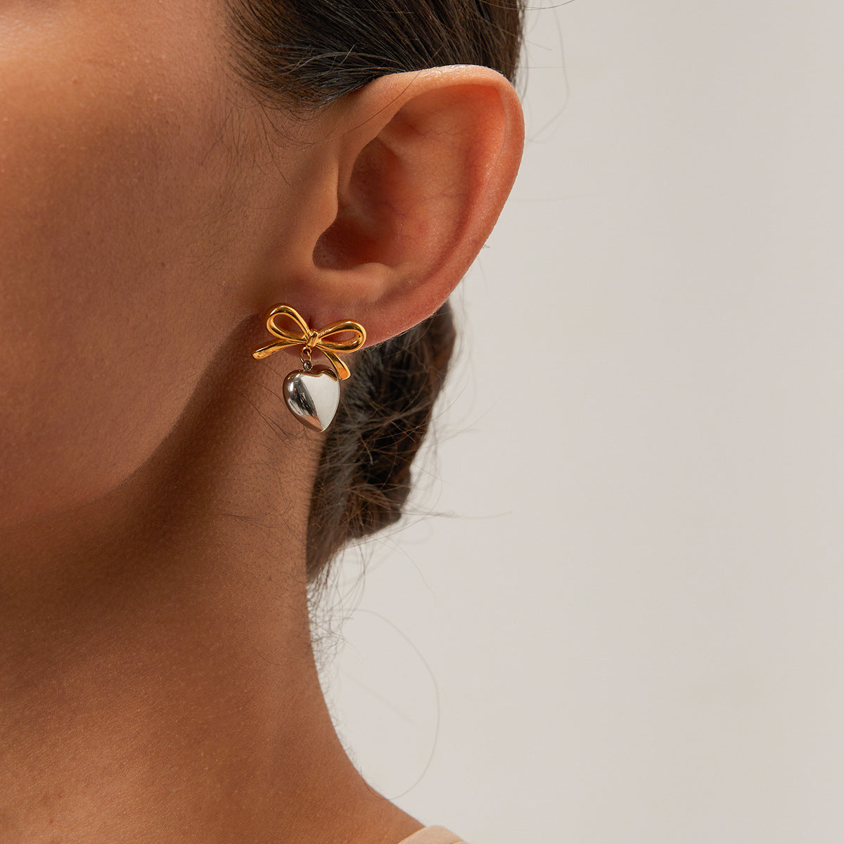 Elegant French Style Heart-Shaped 18K Gold-Plated Stainless Steel Earrings for Women