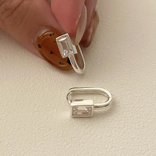 Pendientes Minimalistas de Plata de Ley 925 con Forma de Gota de Agua y Perla Incrustada para Mujer