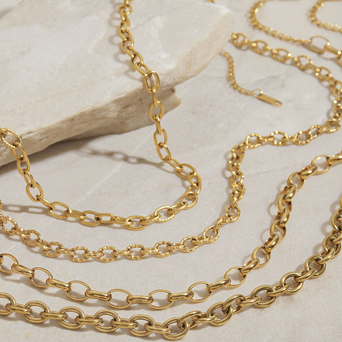 Minimalist 18K Gold Plated Geometric Titanium Steel Pendant Necklace for Women