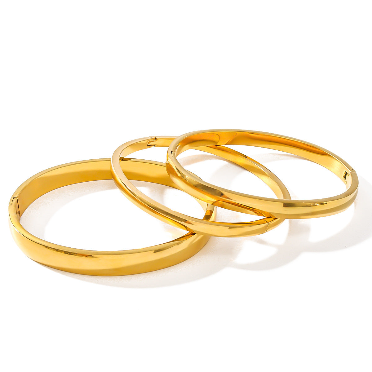Bracciale Minimalista in Acciaio al Titanio con Finitura Liscia Placcata Sottovuoto, Design Rotondo e Sferico