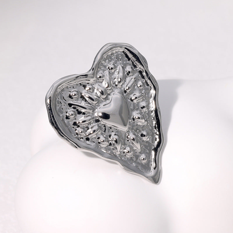 Minimalist Heart-Shaped Stainless Steel Plated Gold Ring for Women with Luxe Minimalist Aesthetic