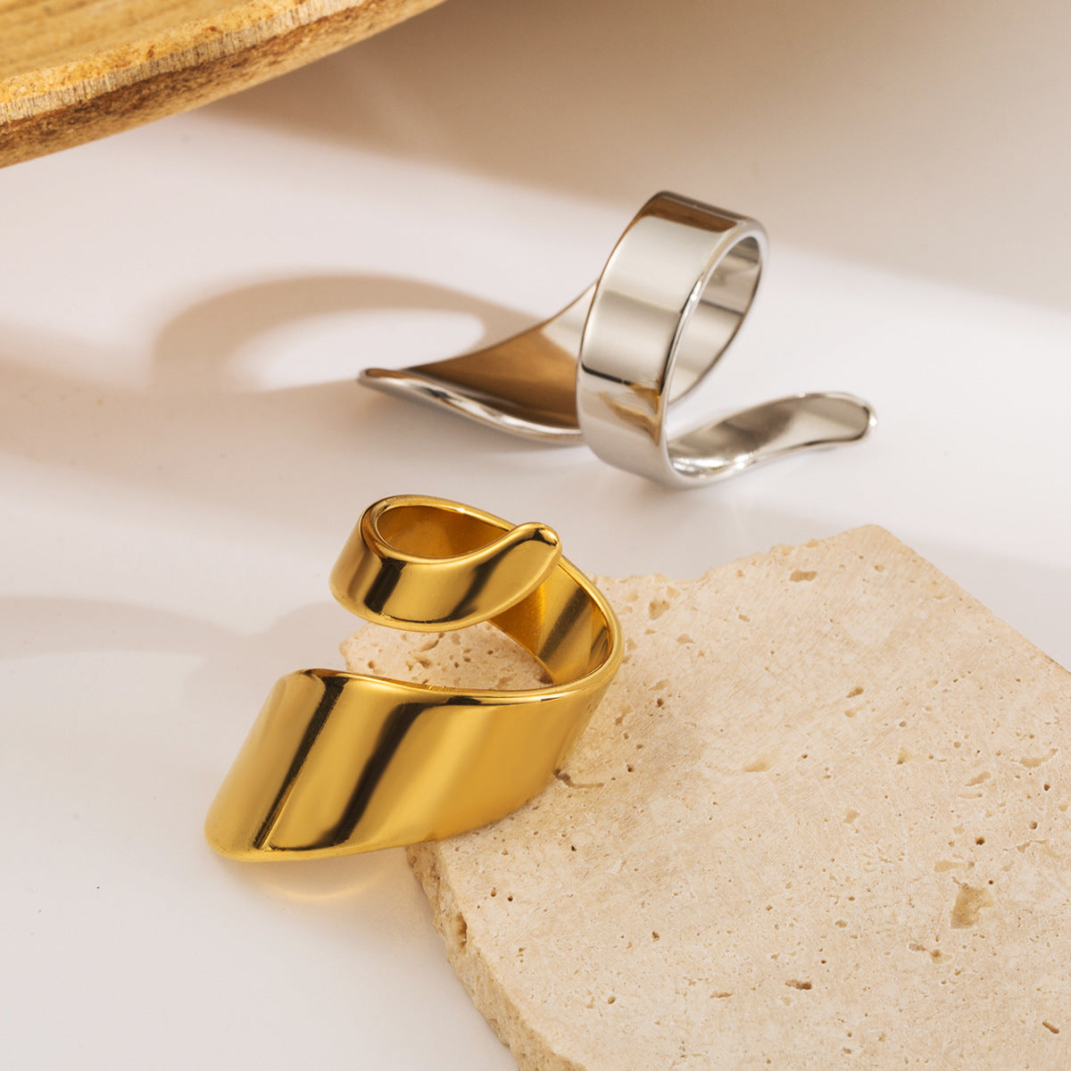 Irregular Geometric Stainless Steel Ring with Plating Finish for Women, Fashionable Office Wear Statement Jewelry