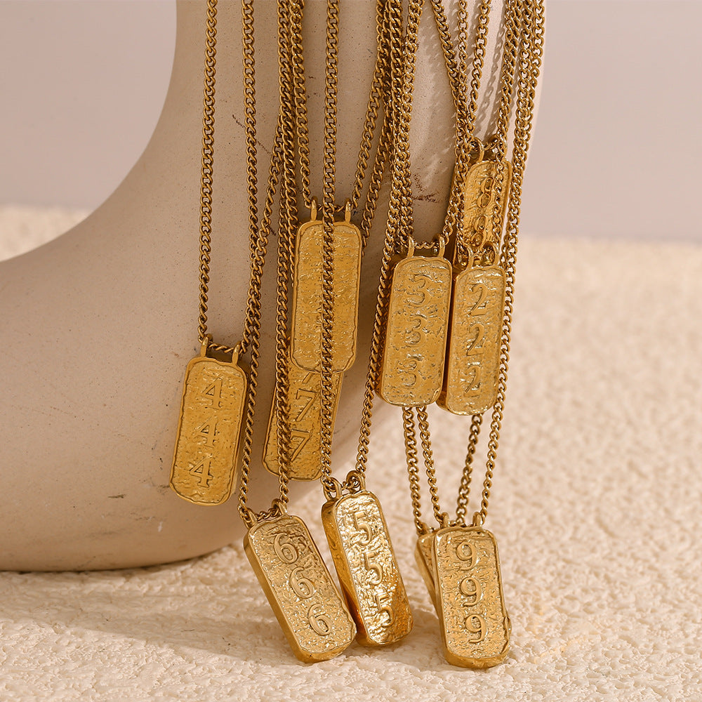 Collana con ciondolo a forma di numero minimalista ispirata al vintage, con tarocchi, da donna, in acciaio inossidabile placcato oro 18 carati