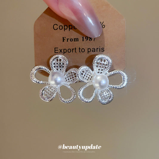 Elegant Minimalist Floral Pearl Stud Earrings for Women with Plated Steel Posts and Hollow Flower Design