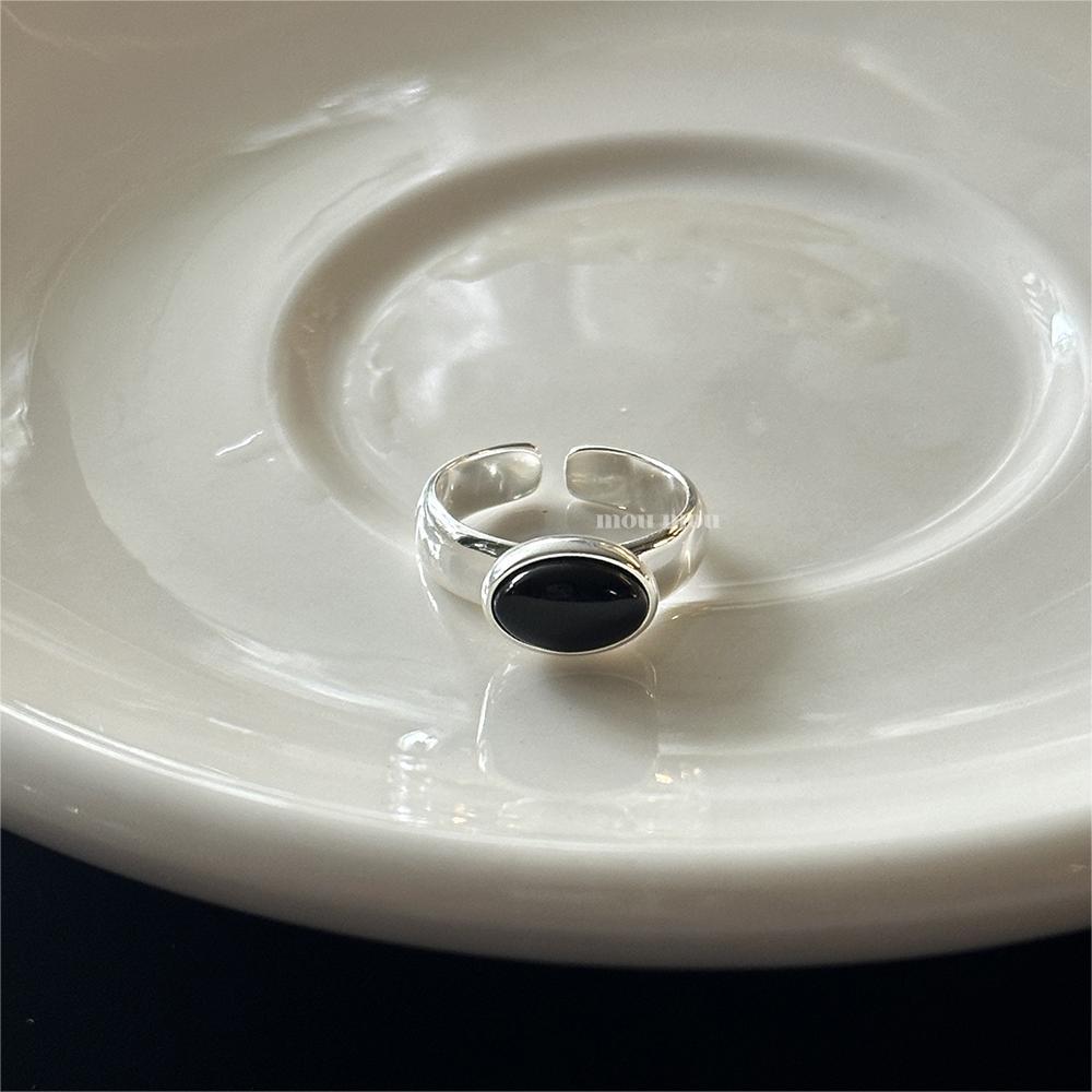 Minimalist Heart-Shaped 925 Sterling Silver Ring with Beveled Square Accent for Women