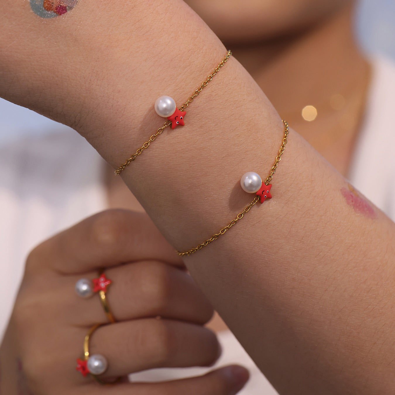 Conjunto de collar, pulsera, pendientes y anillo de perlas de estrella de mar a la moda para mujer, colgante de acero inoxidable con acabado chapado