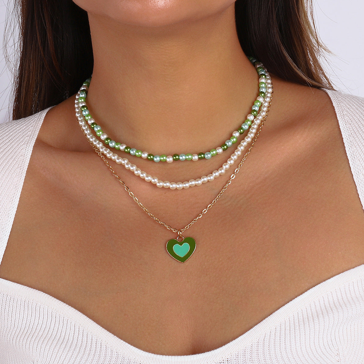 Dulce y Atrevido Collar de Clavícula Geométrico de Perlas para Mujer con Acabado Galvanizado