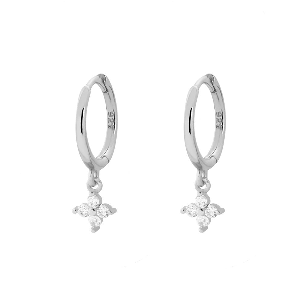 Elegante juego de joyas de plata esterlina 925 con trébol de cuatro hojas para mujer con collar, pulsera y aretes con colgante floral chapado