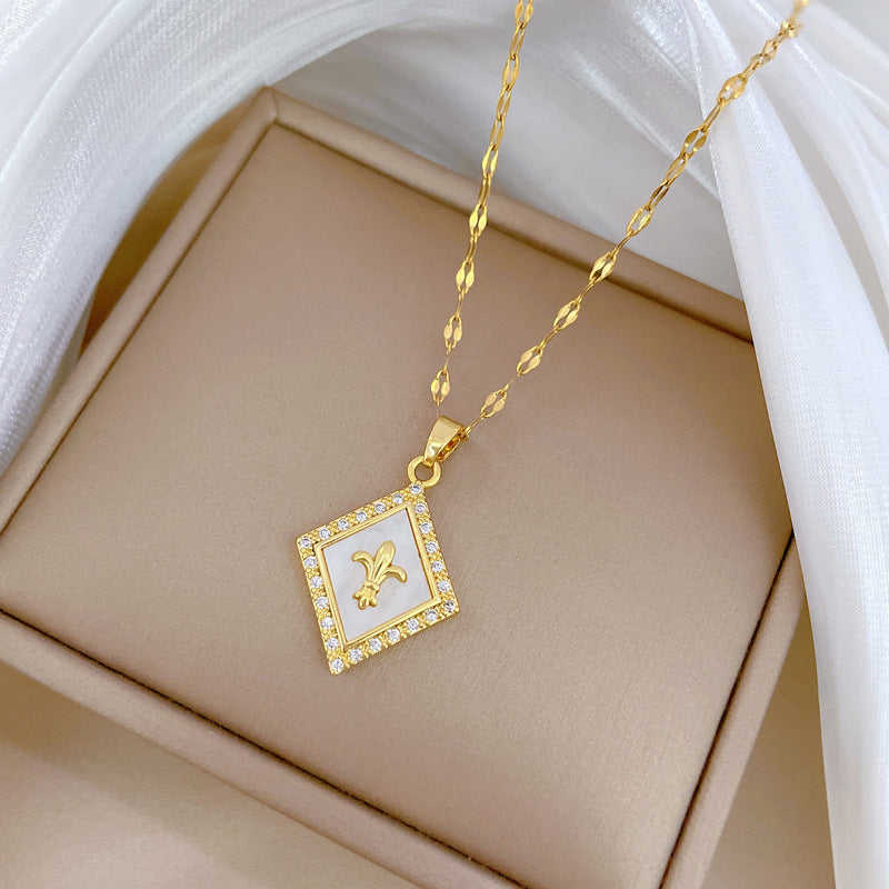 Minimalist Geometric Rhinestone-Embellished Titanium Steel Necklace for Women with Delicate Shell and Diamond-Like Zircon Accents