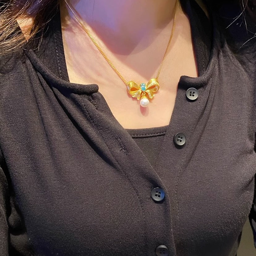 Original Design Bowknot Butterfly Necklace for Women Titanium Steel Plated Pendant with Irregular Shape on Clavicle Chain