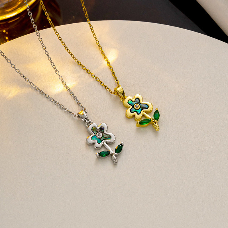Collar de Lujo con Colgante de Rosa Floral de Acero de Titanio con Baño de Oro de 18K y Cadena O para Mujer