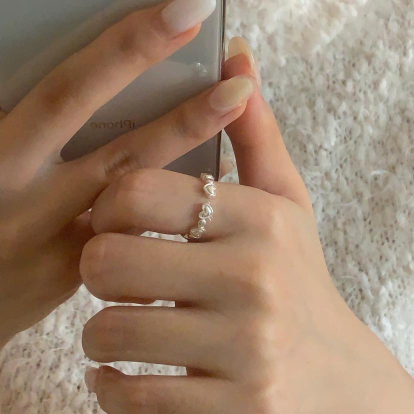 Minimalist Heart-Shaped S925 Sterling Silver Ring with Plated Finish for Women