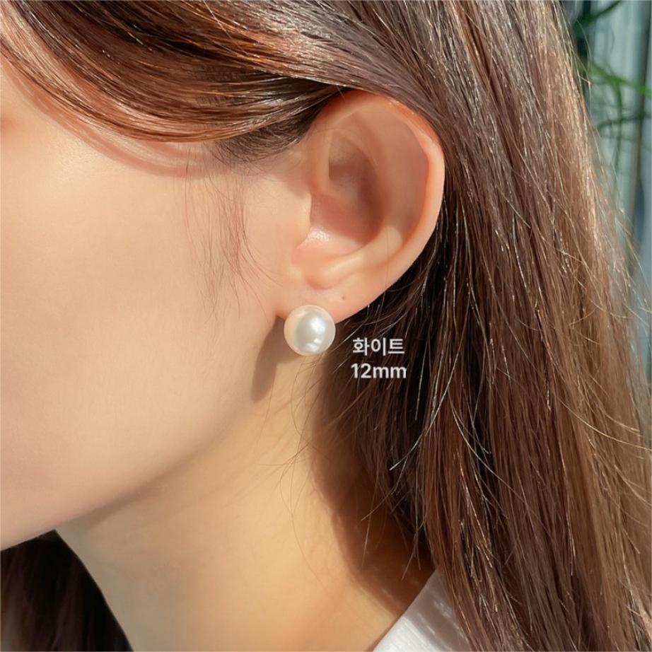 Minimalist Round Glass Pearl Earrings in 925 Sterling Silver with Silver-Plated Finish