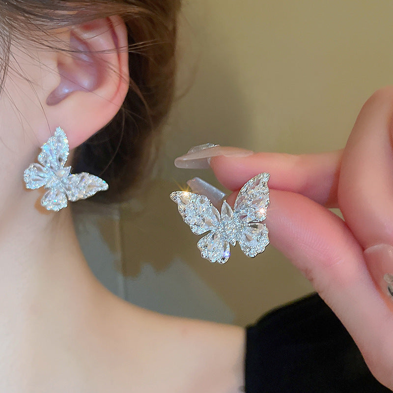 Orecchini floreali minimalisti con perle, perno in argento sterling 925 e strass, da donna