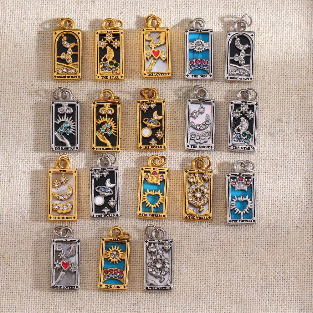 Fashionable Geometric Sun Star Tarot Pendant Necklace in Stainless Steel with 18K Gold Plating