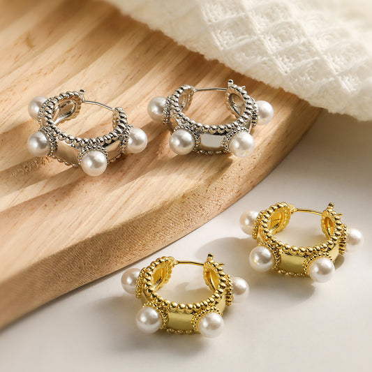 Orecchini a polsino geometrici minimalisti in rame placcato oro con accenti di perle micro-pavé da donna