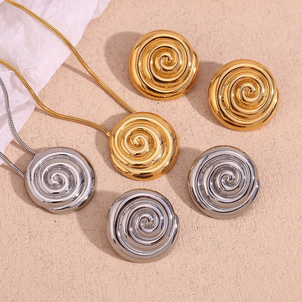 Collar con colgante geométrico de estilo vintage en acero inoxidable con baño de oro de 18 quilates para mujer